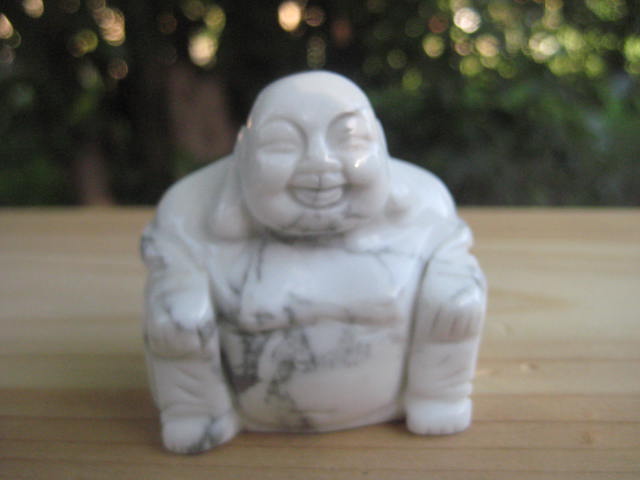 Howlite Buddha extremely calming stone 3861